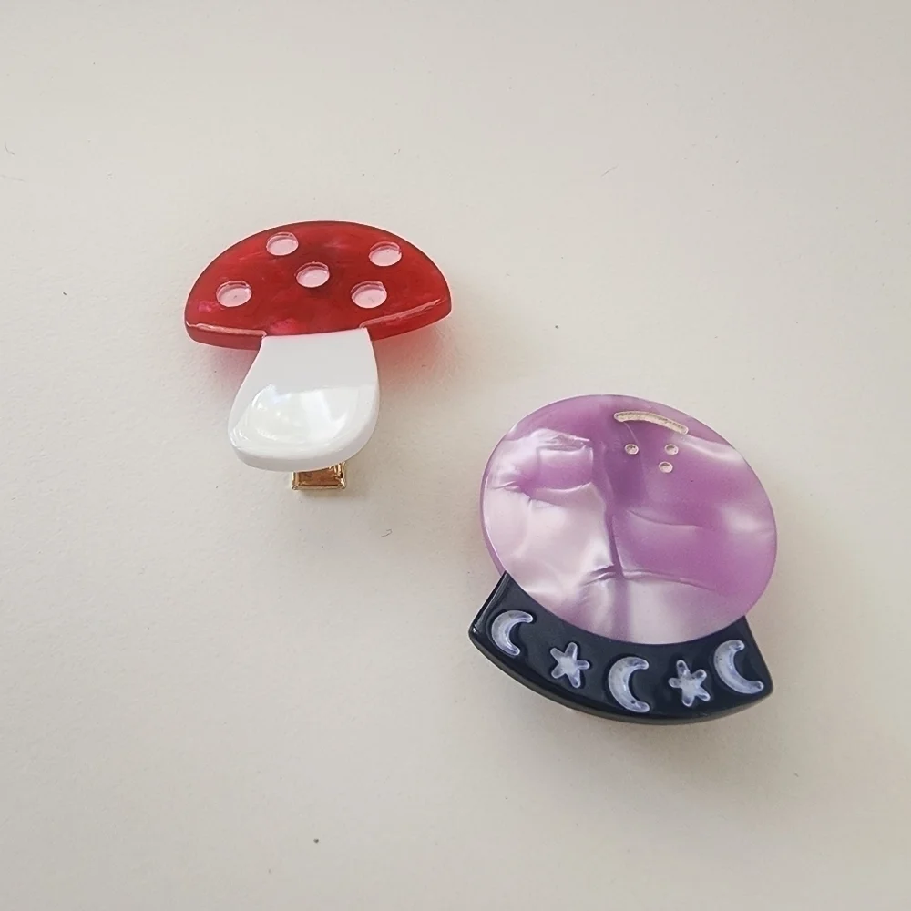 NEW Bundle Magic Crystal Ball Mushroom Hair Clips